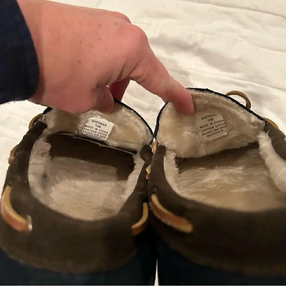 Clark’s men Sherman slippers EUC size 10 suede upper rubber bottoms